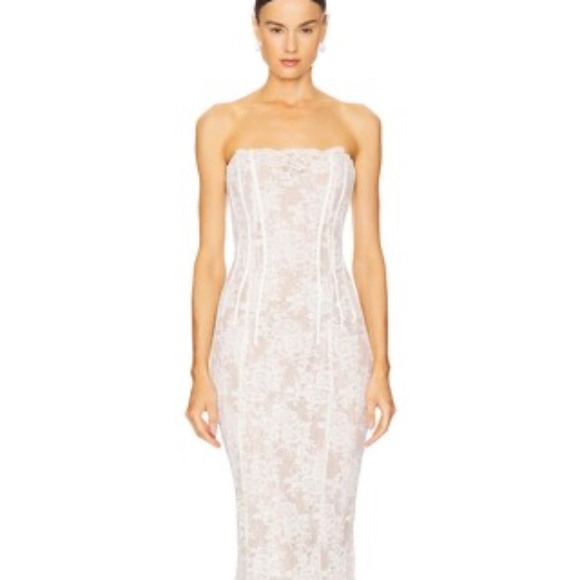 V. Chapman Capulet Midi Dress in White Chantilly Lace - Picture 3 of 13
